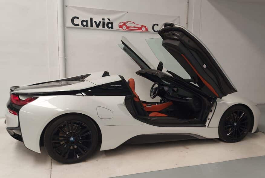 BMW i8 Electric Plug In Hybrid PHEV (333.c.v) Automatic Roadster