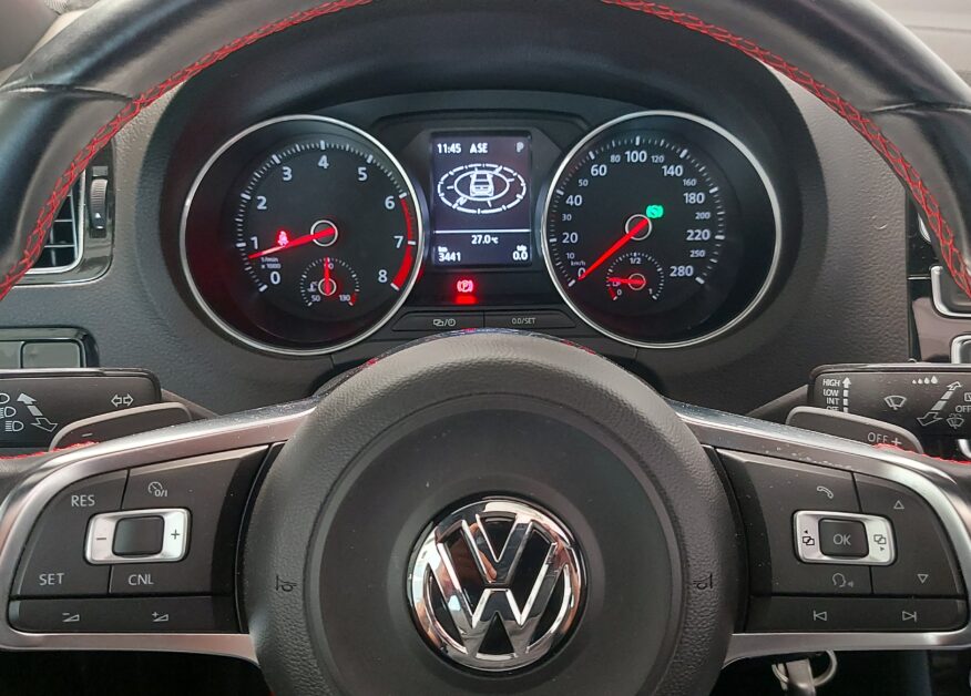 VW POLO