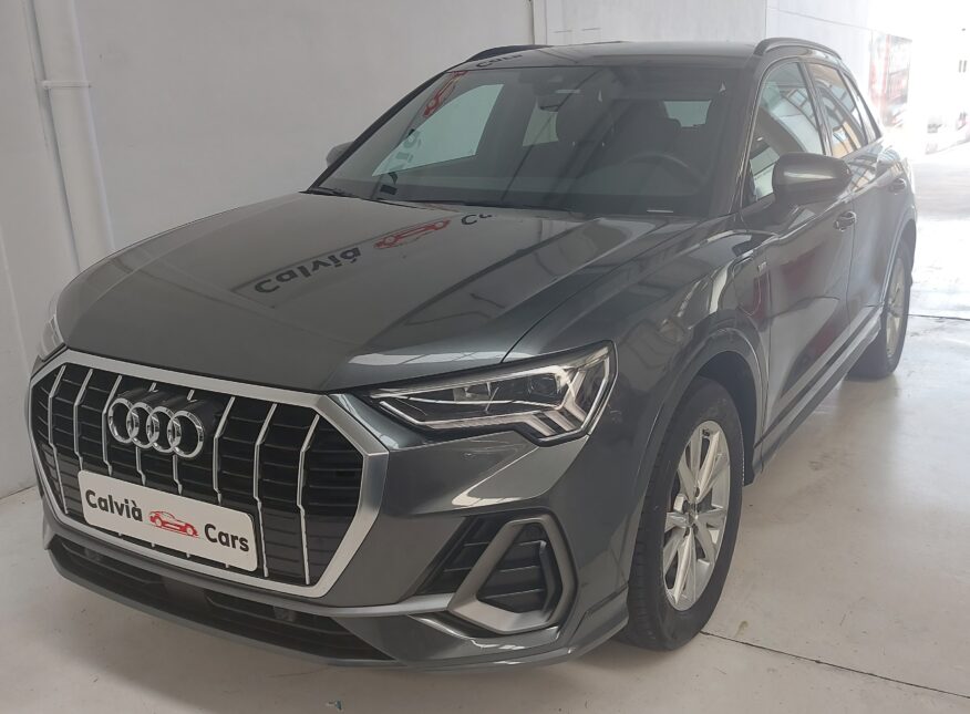 AUDI Q3 E-TRON