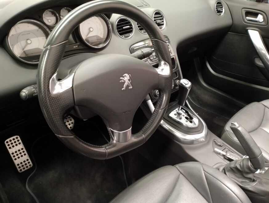 Peugeot 308CC 1.6i Cabrio Automatik (115cv) 2 Türen