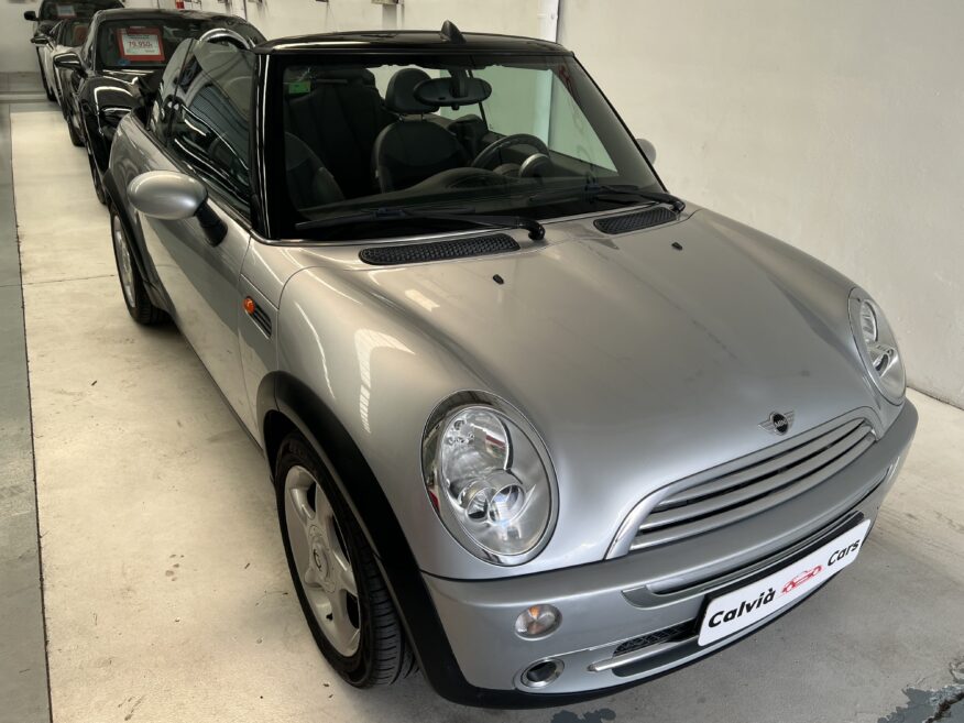 Mini Cooper Cabrio 1.6i Automatik (116c.v) 2 Türen