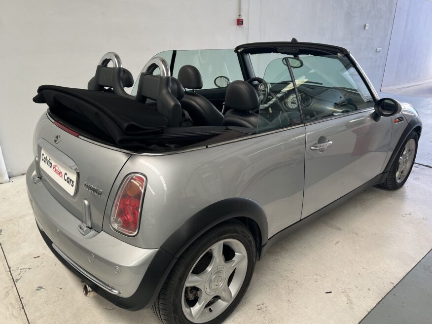 Mini Cooper Cabrio 1.6i Automatik (116c.v) 2 Türen