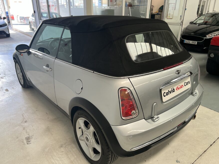 Mini Cooper Cabrio 1.6i Automatik (116c.v) 2 Türen