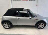 Mini Cooper Cabrio 1.6i Automatik (116c.v) 2 Türen