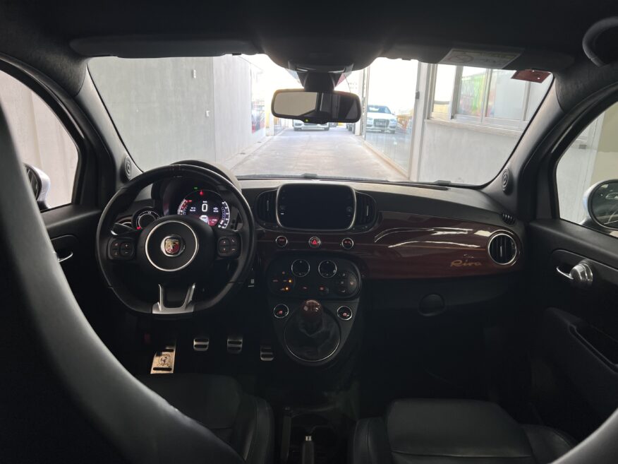 Abarth 695 Rivale Ltd Edition 1.4i (180c.v) Manuel APPLE PLAY