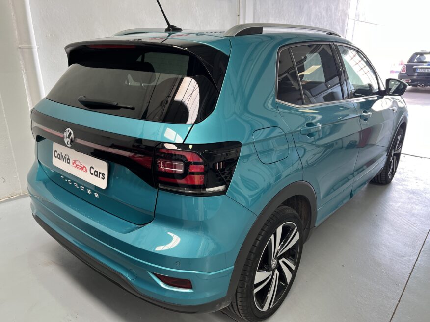 Volkswagen T-Cross 1.0 (115c.v) R Line Automático