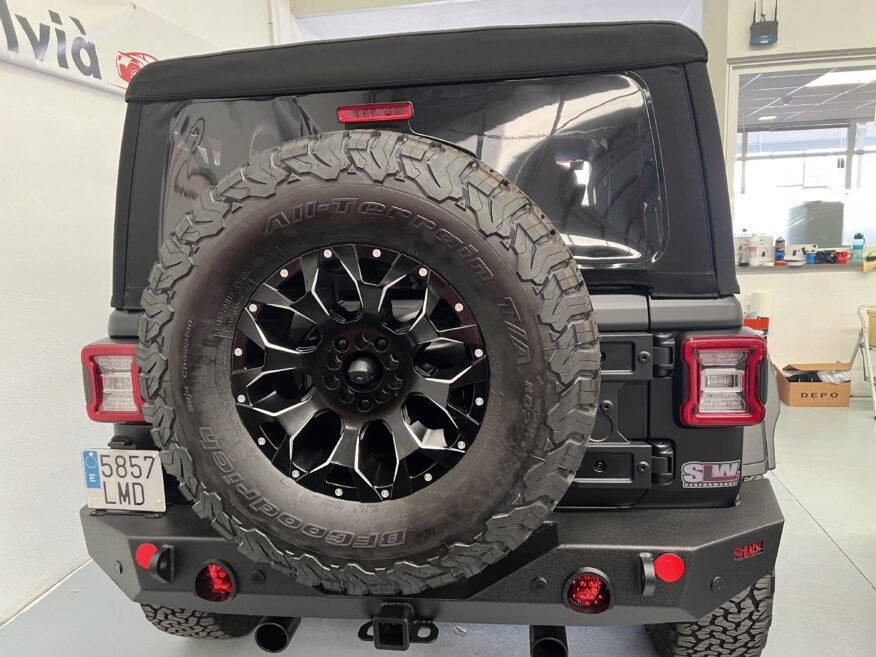 Jeep Wrangler Rubicon 2.0 (272c.v) Automatik