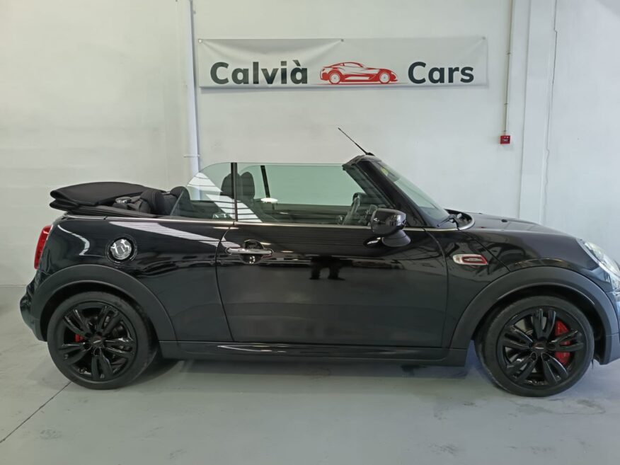 Mini Cooper S Cabrio JCW 2.0 (231c.v)