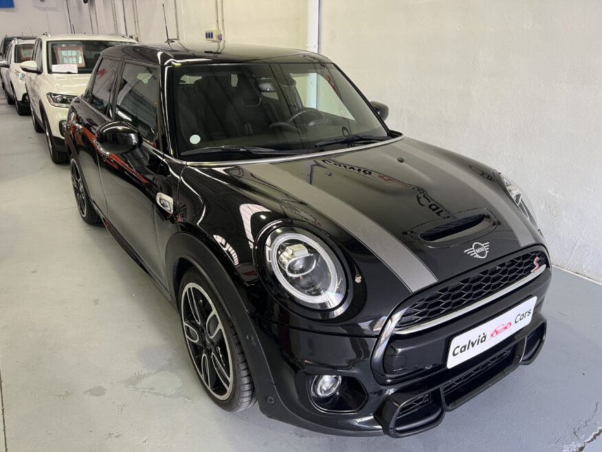 Mini Cooper S 5-Türer JCW 2.0 (178c.v) Automatik