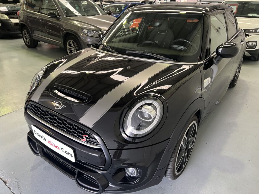 Mini Cooper S 5-Türer JCW 2.0 (178c.v) Automatik