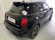 Mini Cooper S 5-Türer JCW 2.0 (178c.v) Automatik