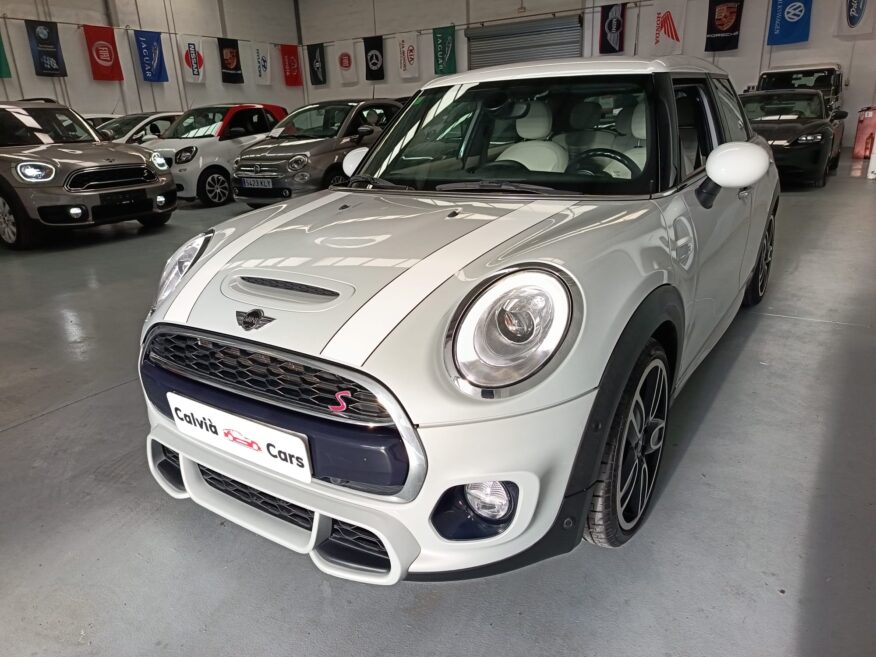 Mini Cooper S pearl grey