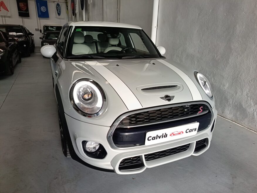 Mini Cooper S pearl grey