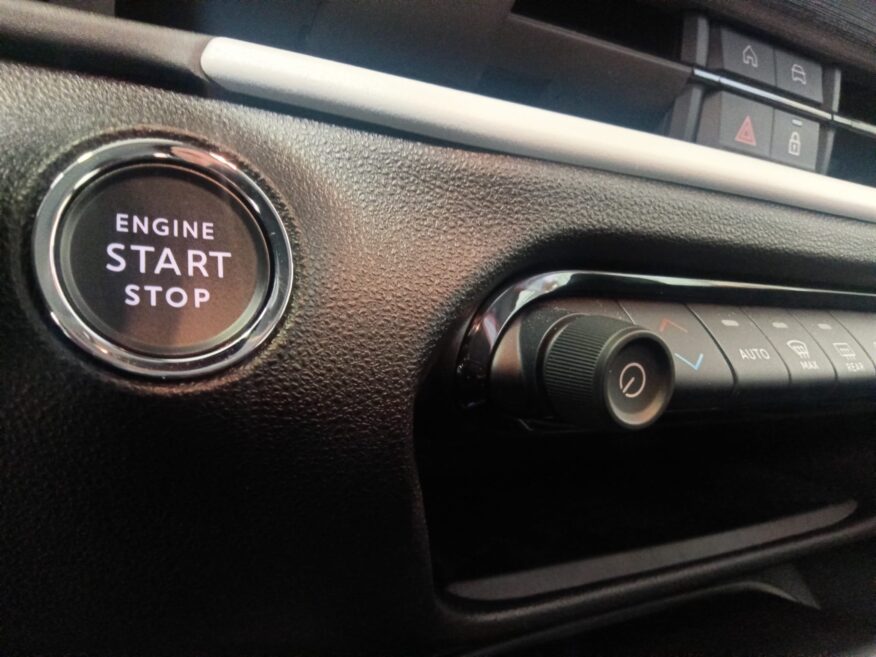 FIAT 600 1.2 MHEV DDCT 74kW AUTOMATIC