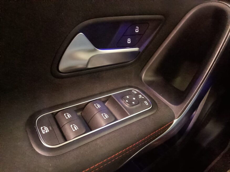 MERCEDES-BENZ A Class 200d Progressive Line Advanced 8G-DCT Automatic