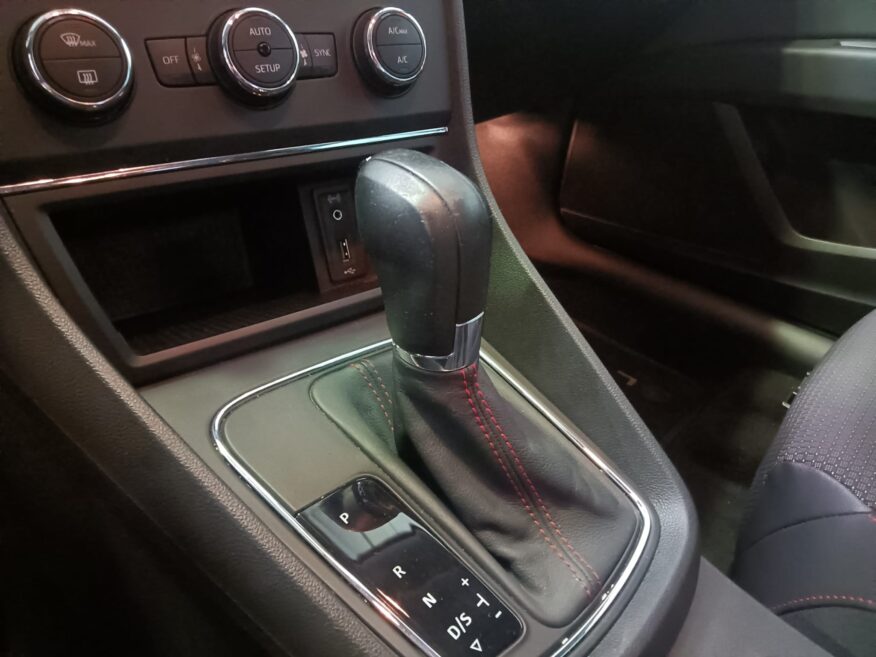 SEAT LEON ST FR 2.0 TDI 150 S/S DSG AUTOMATIC