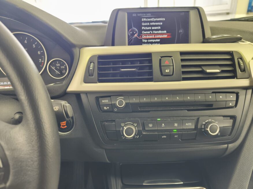 BMW 316i TOURING AUTOMATIC