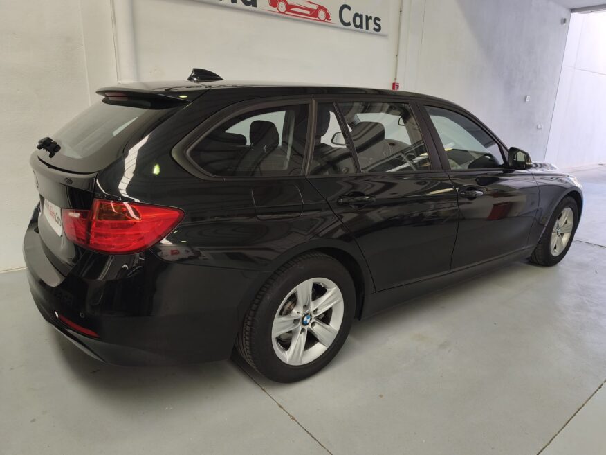 BMW 316i TOURING AUTOMATIC