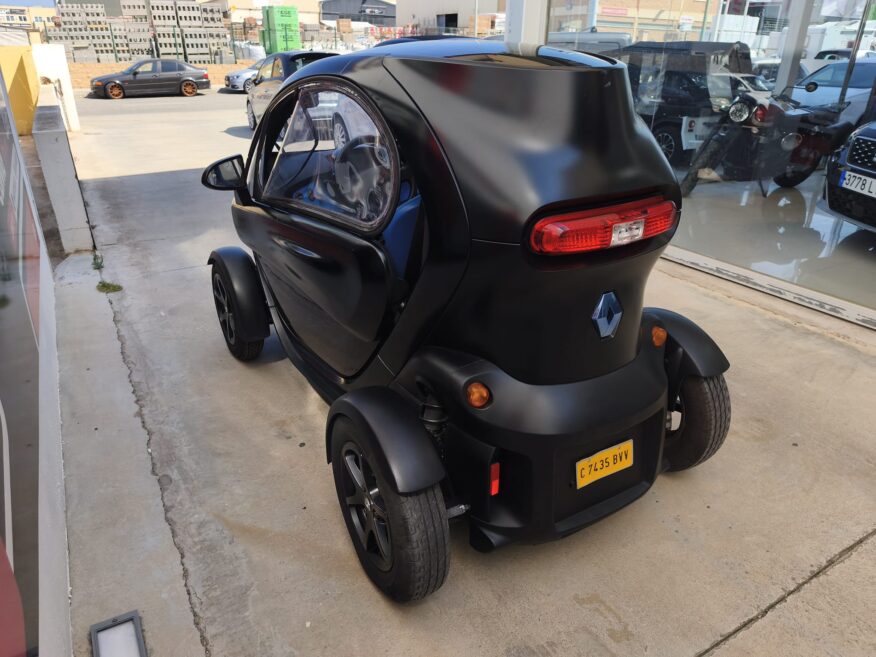 RENAULT TWIZY 45 ELECTRIC-AUTOMATIC