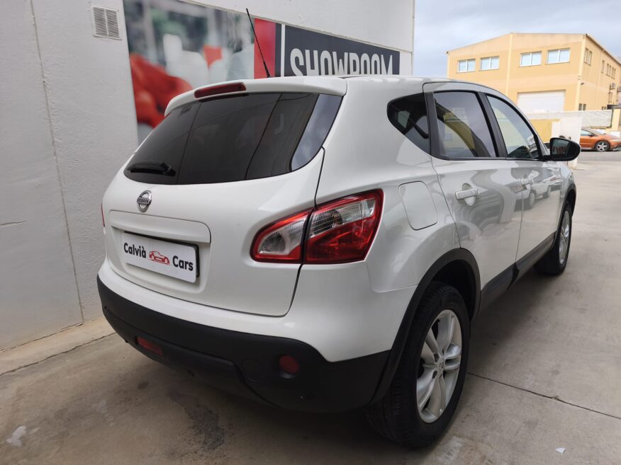 NISSAN QASHQAI 1.6 MANUAL