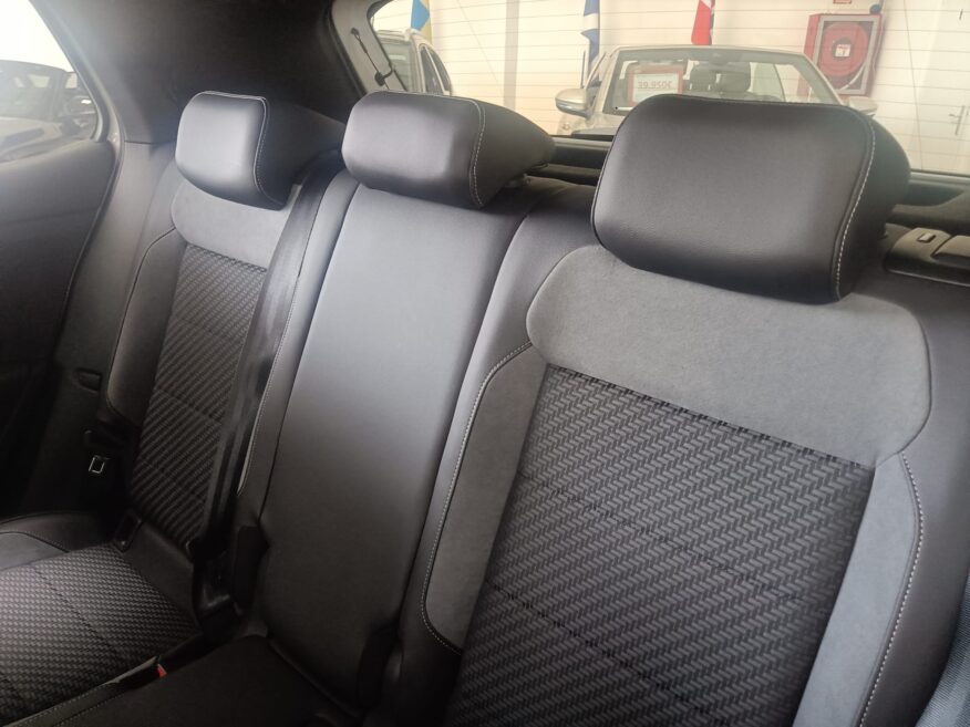 VOLKSWAGEN T-Cross 1.5 TSI Advance DSG7 110kW R-Line Automatic