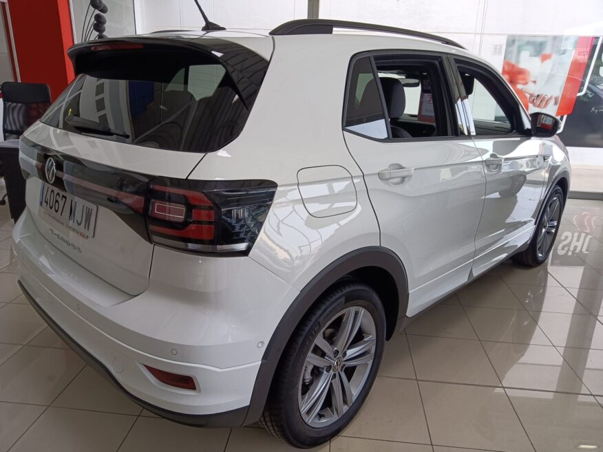 VOLKSWAGEN T-Cross 1.5 TSI Advance DSG7 110kW R-Line Automatic