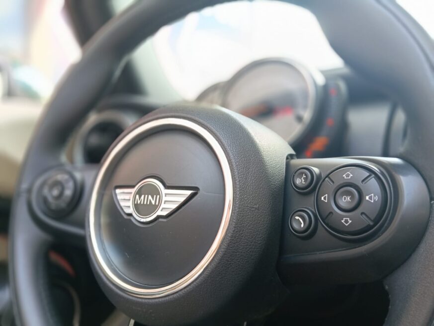 MINI COOPER CABRIO 1.5 MANUAL