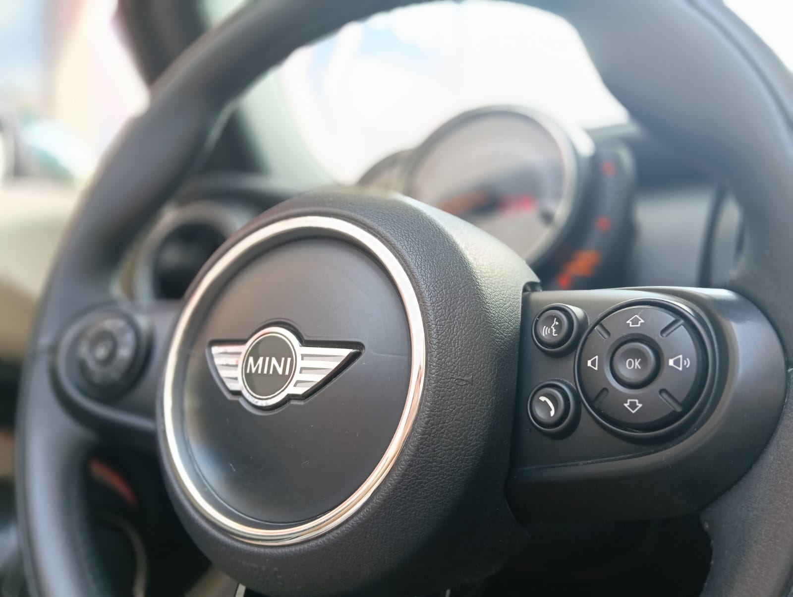 MINI COOPER CABRIO 1.5 MANUAL