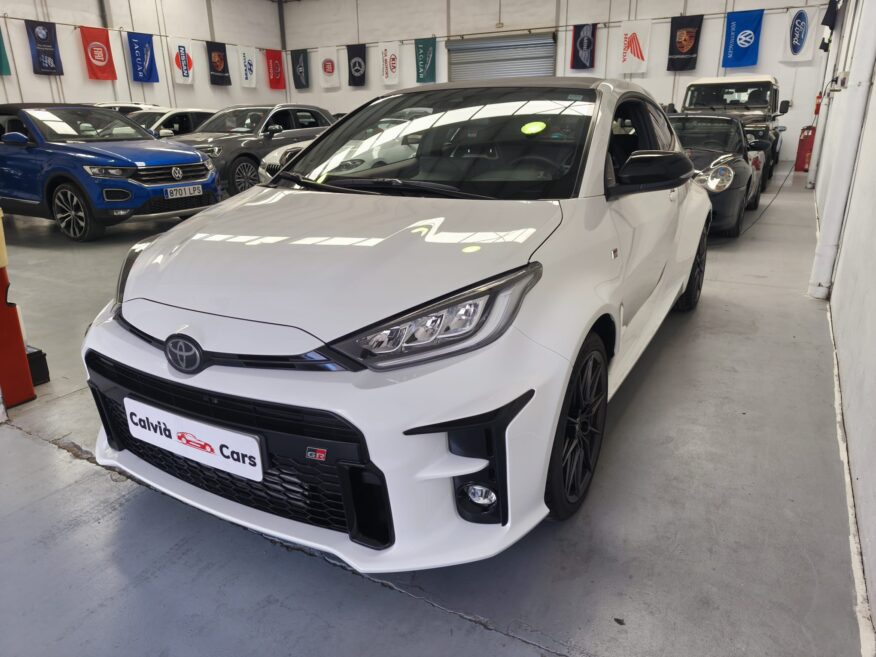 TOYOTA YARIS GR RZ Circuit Pack -Manual