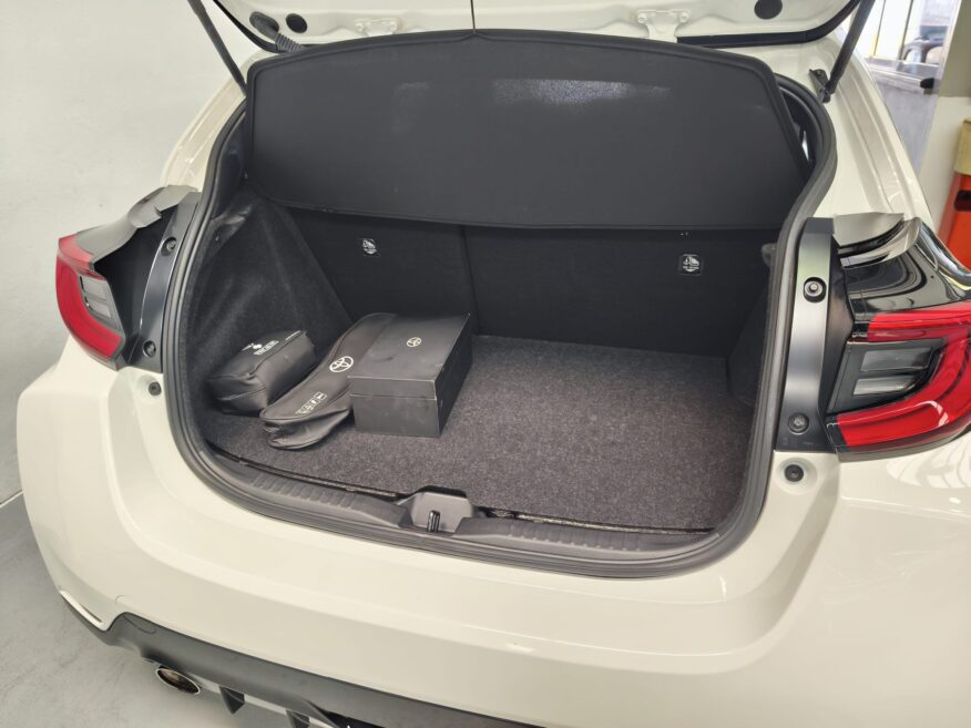 TOYOTA YARIS GR RZ Circuit Pack -Manual