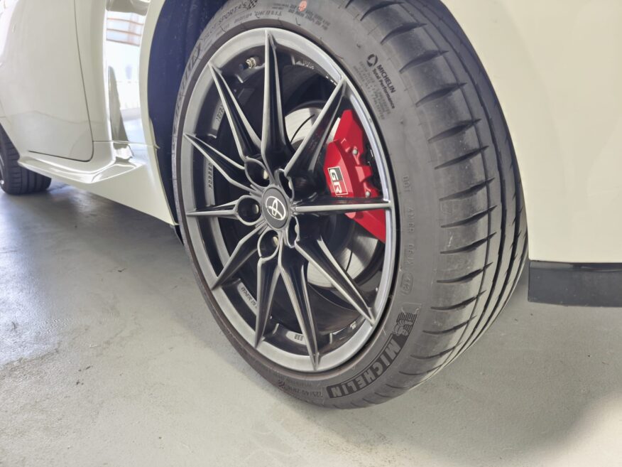 TOYOTA YARIS GR RZ Circuit Pack -Manual